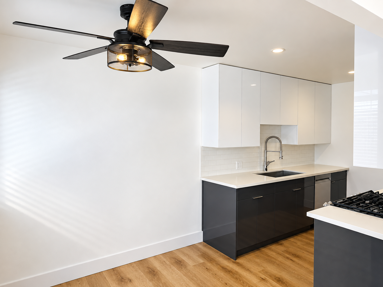 1514 S Cochran Ave #3 - Photo 5 of 11