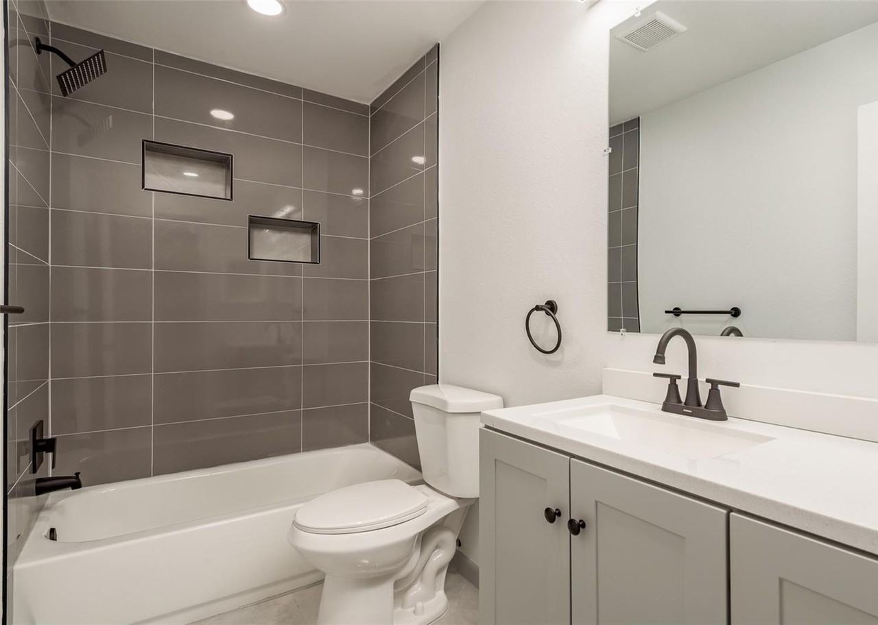 12110 Chuck Cir #NA - Photo 6 of 19