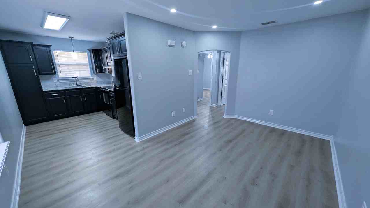 1708 Chacon St #103 - Photo 6 of 17