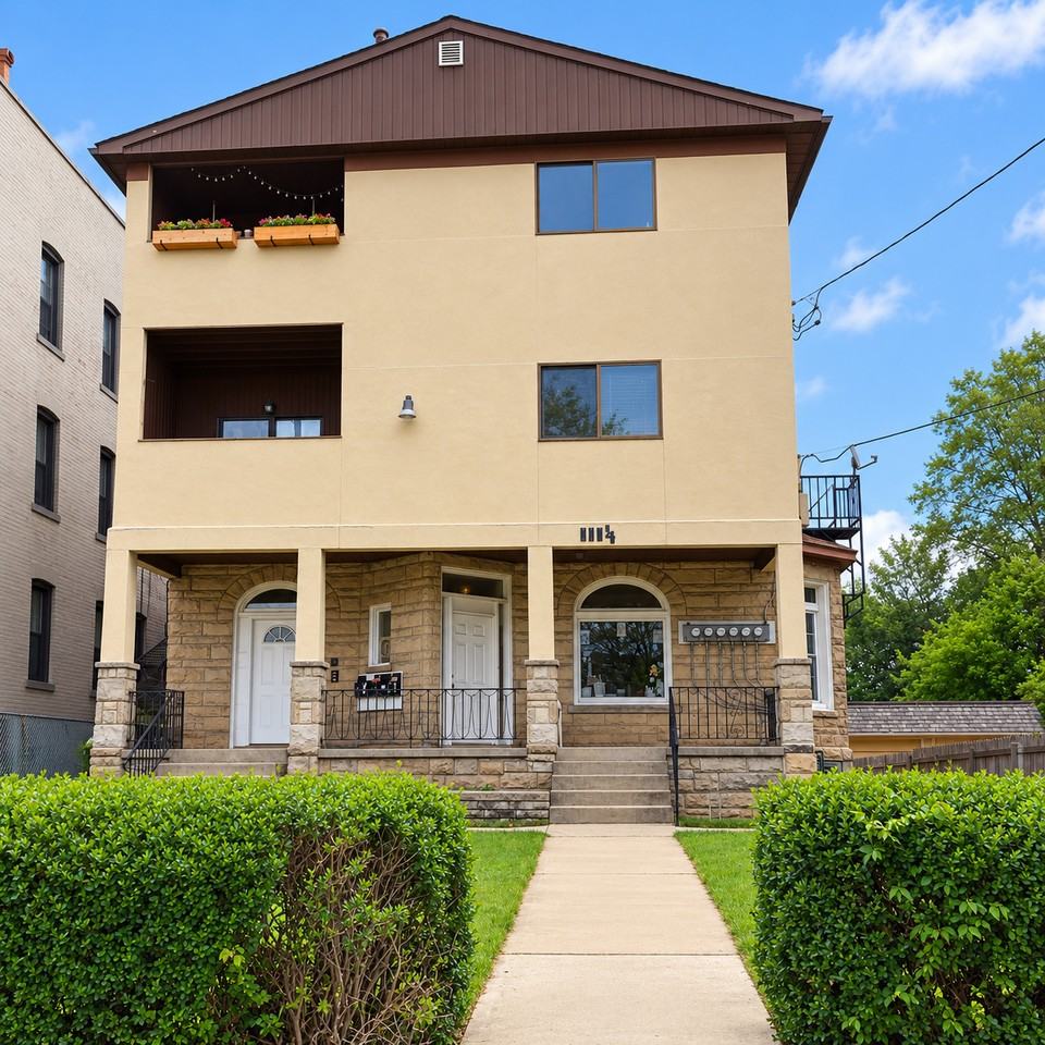 301 1/2 S Winebiddle St #2