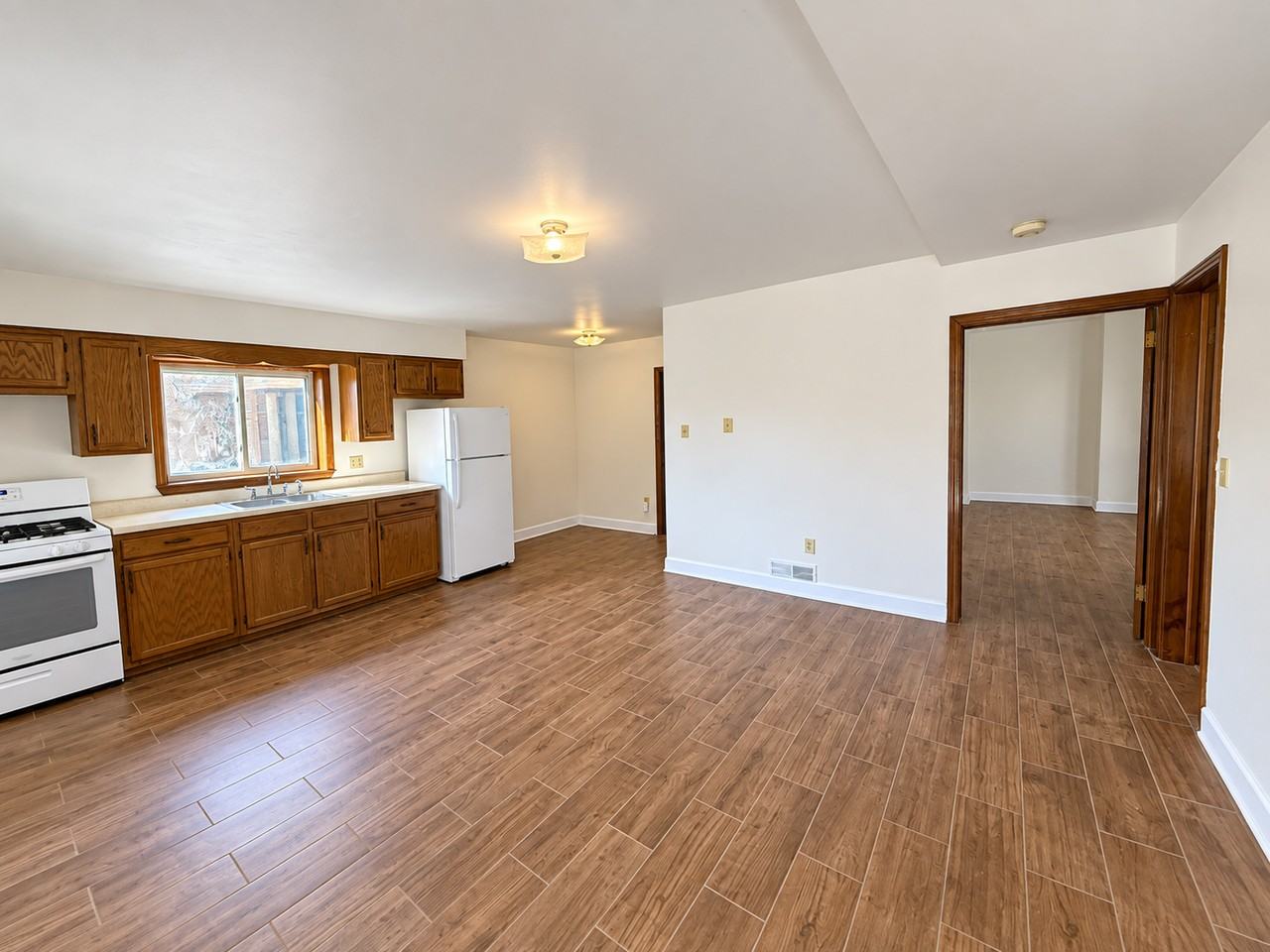 301 1/2 S Winebiddle St #2 - Photo 6 of 10