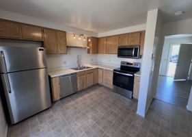 featured image of 1283 Redwood Cir #5