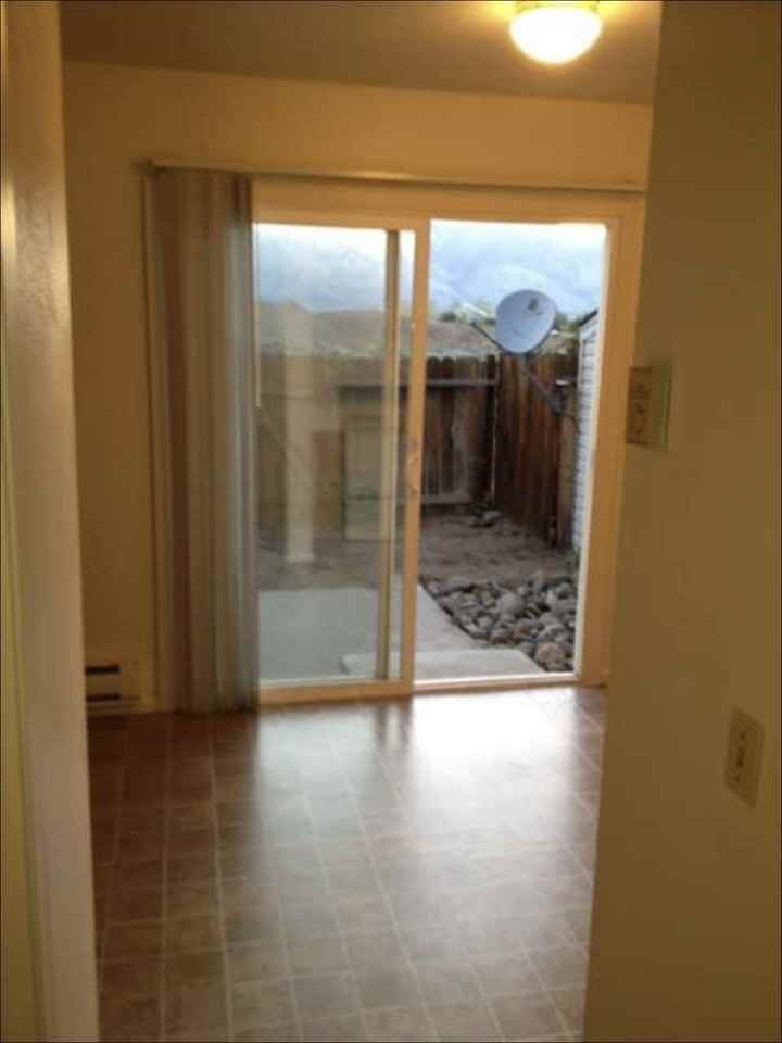 1283 Redwood Cir #5 - Photo 3 of 14