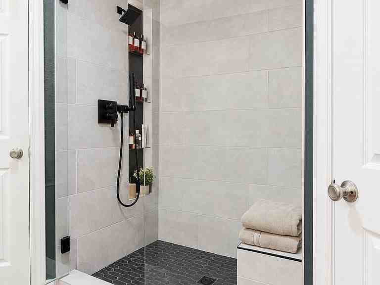 1206 Se 21st St #NA - Photo 4 of 24
