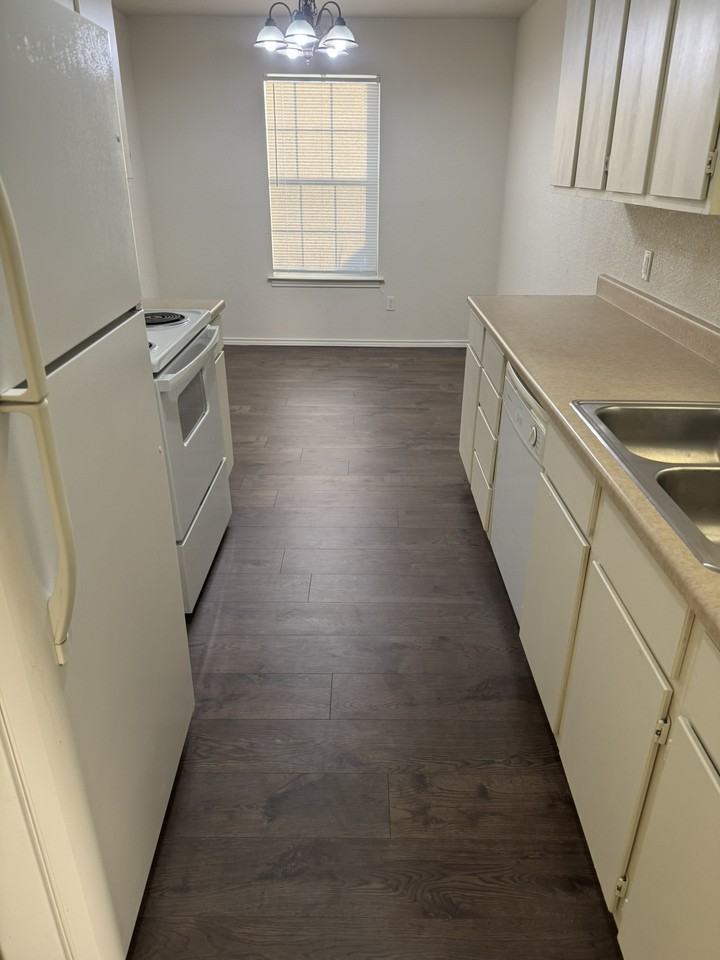 303 Lipscomb St #NA - Photo 5 of 9