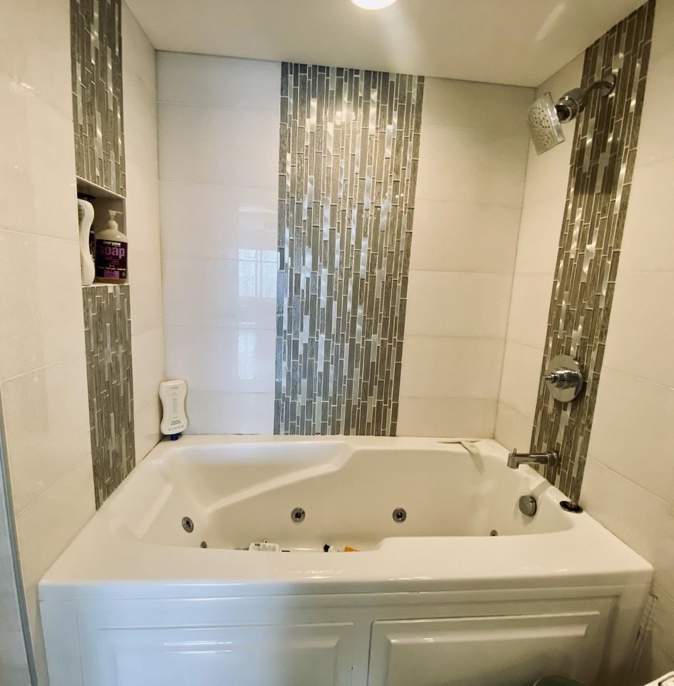 170 W Broadway #4 - Photo 7 of 20