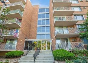 2201 S Stewart Ave #5M - Photo 1 of 1