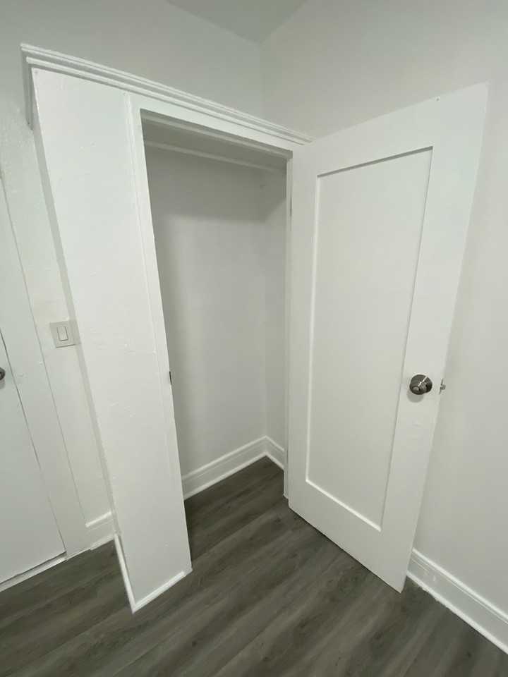 4111 1/2 Gage Ave #6 - Photo 6 of 7