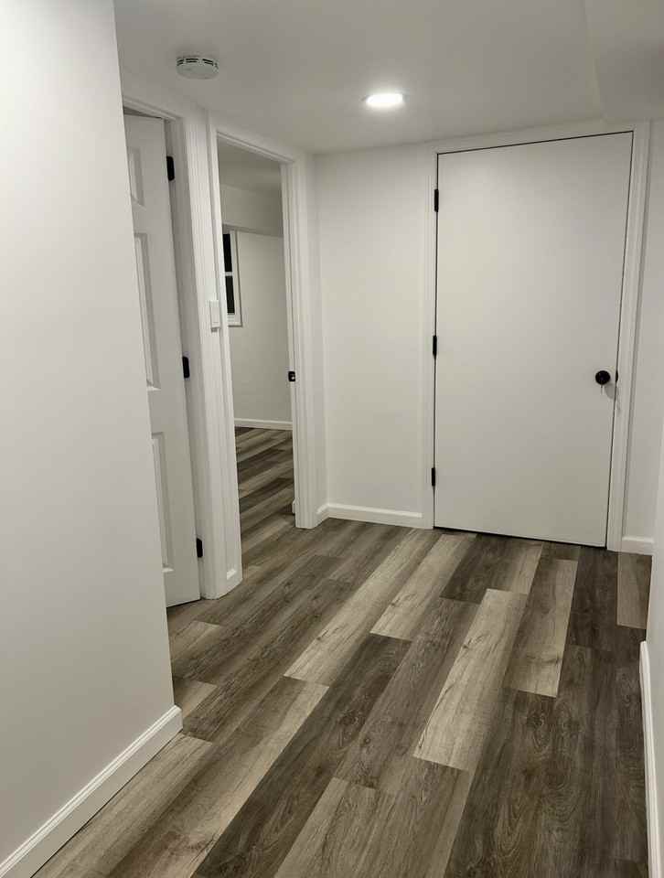 257 E 17th St - Photo 5 of 10