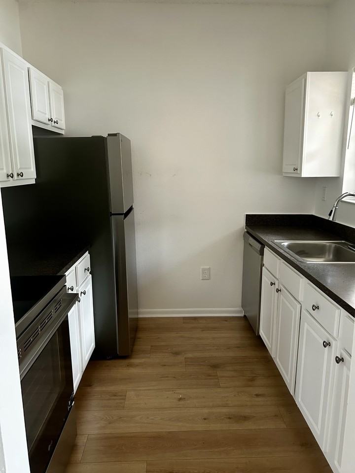 2151 Nw 96th Ter #15G - Photo 6 of 21