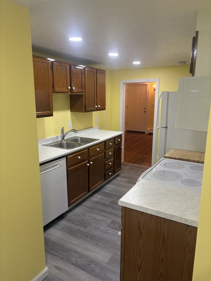 125 State St #1stFL - Photo 2 of 15
