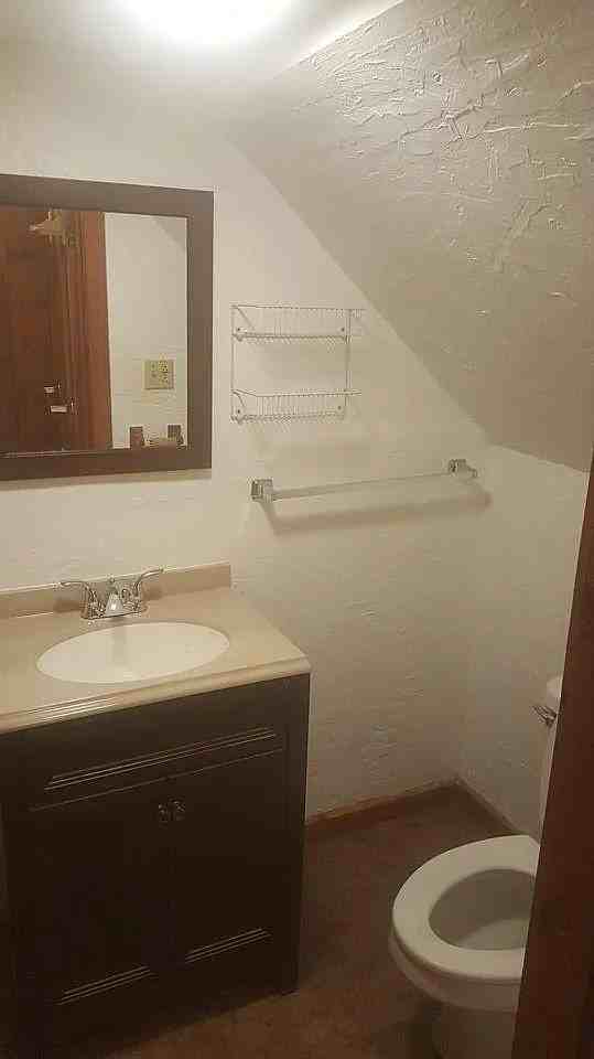 81 Oak St #3 - Photo 6 of 12