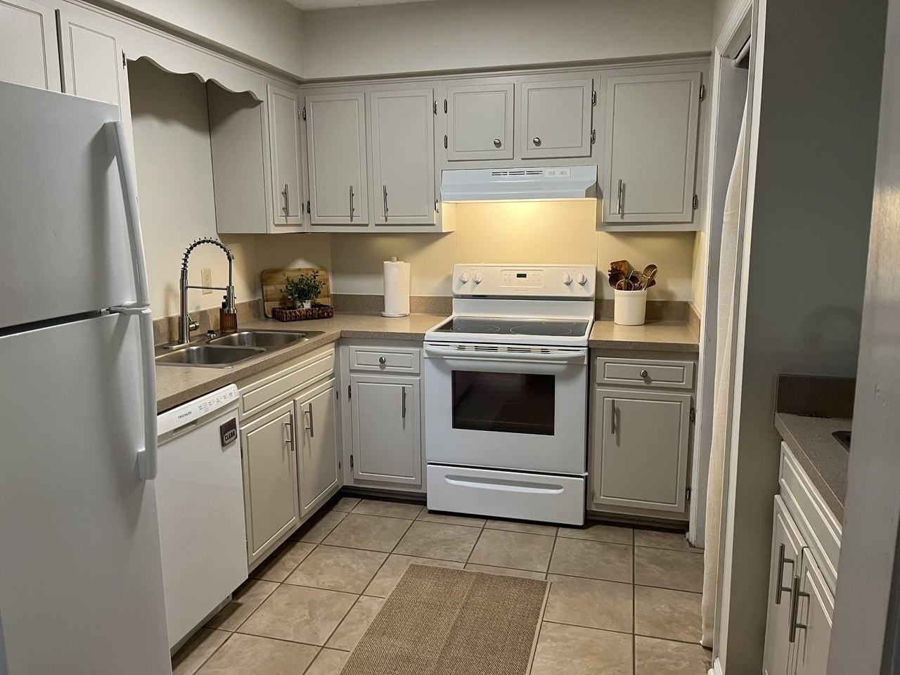 428 Stewarts Ferry Pike #428 - Photo 3 of 13