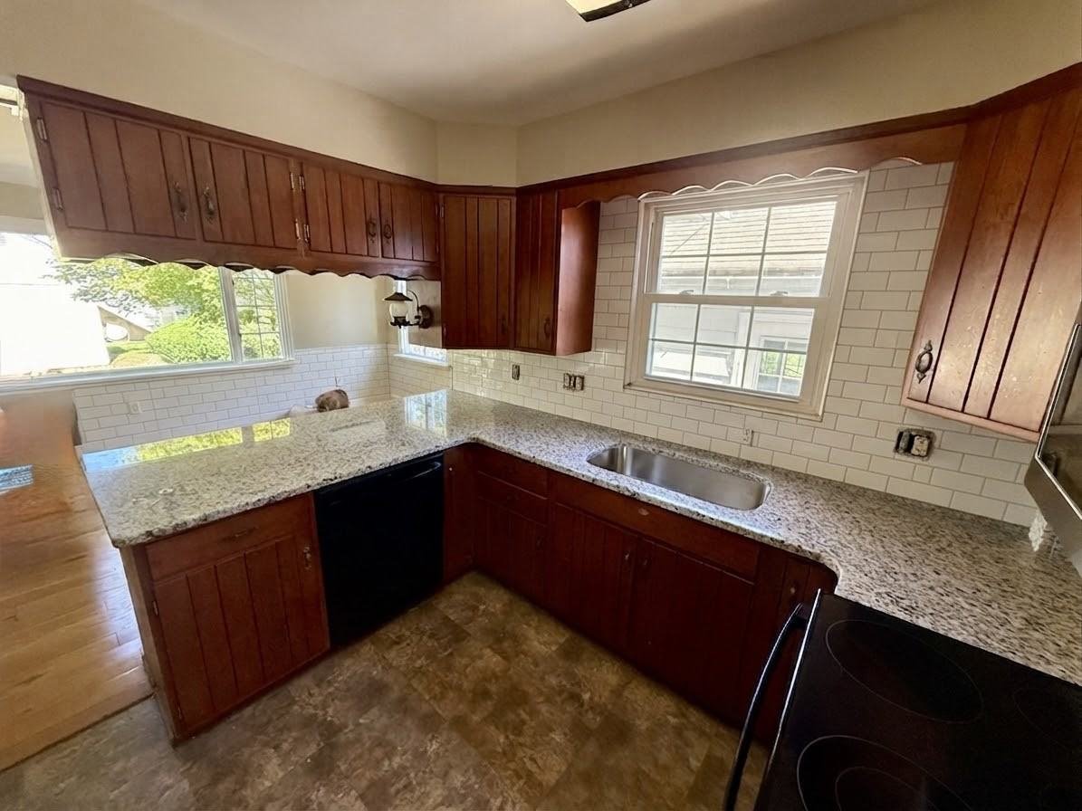 513 Weldon St #NA - Photo 6 of 9