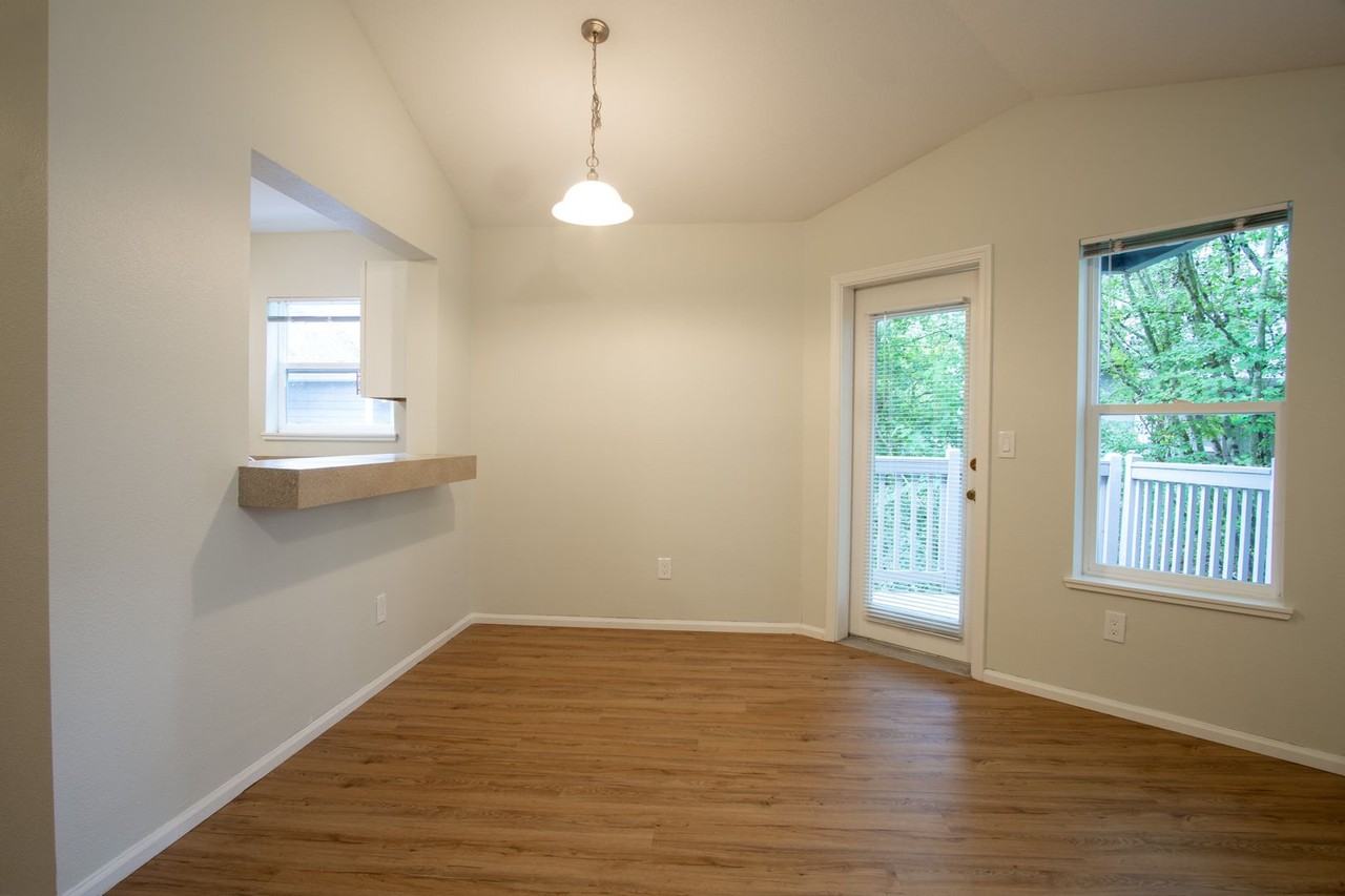 236 Sw Meade St #04 - Photo 5 of 24