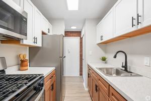 featured image of 500 Community Dr