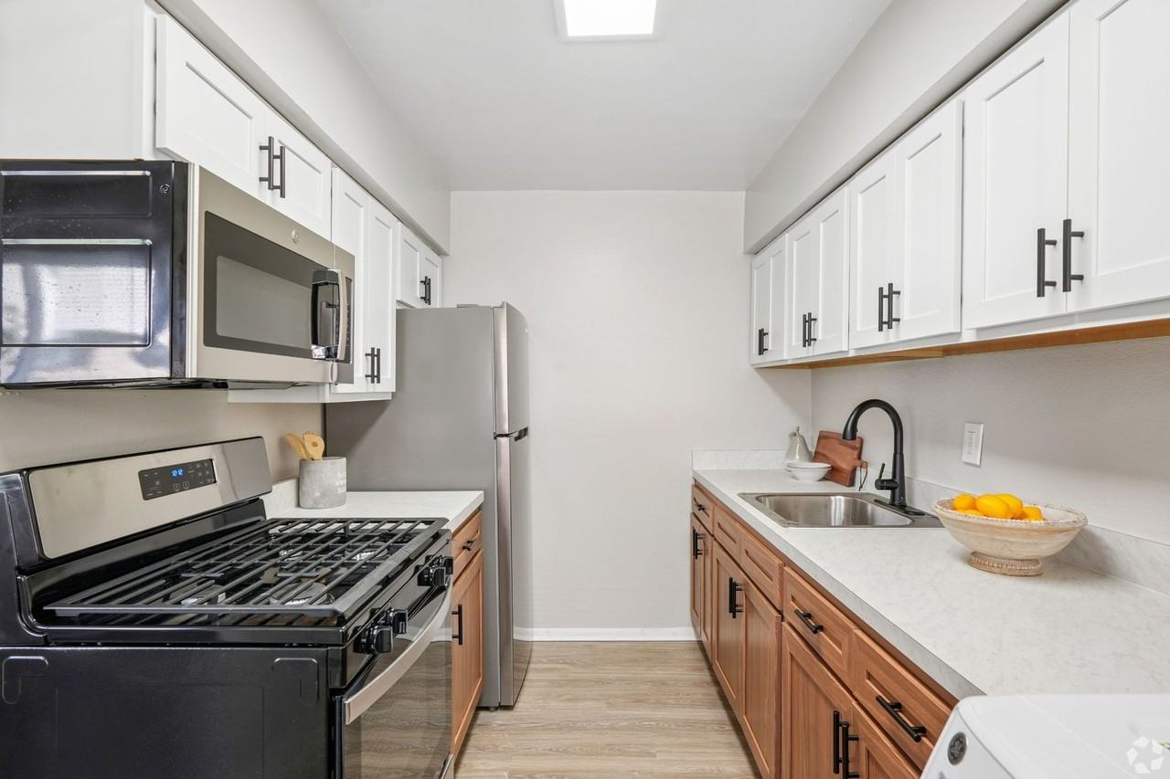 Shillington Commons Apartments - Photo 2 of 50