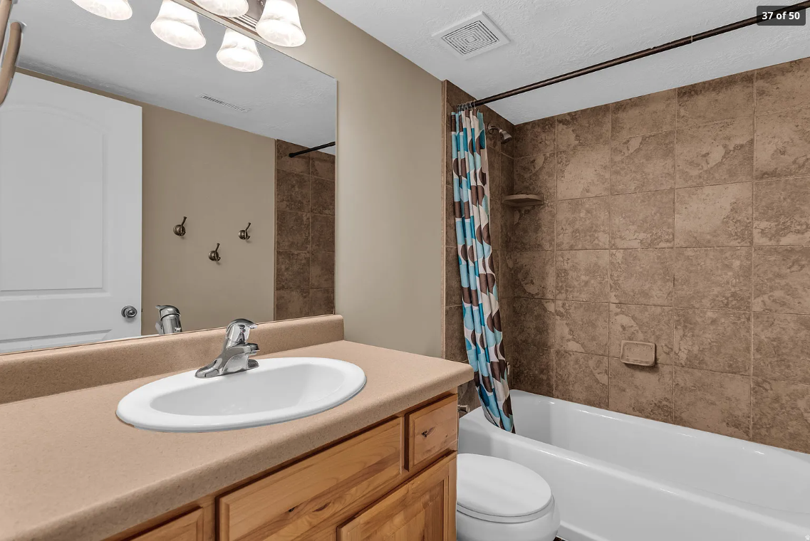 10695 S Pine Grove Way #NA - Photo 4 of 32