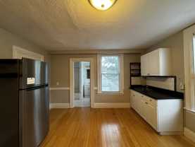 16 Cutter St #2R - Photo 1 of 1