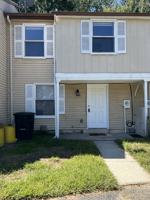 featured image of 536 W Loch Lomond Dr #1