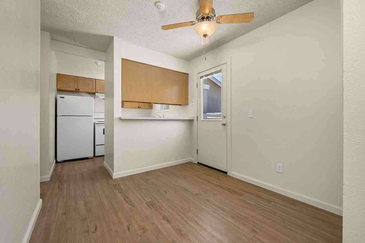 2323 Mcbride Ln - Photo 4 of 10