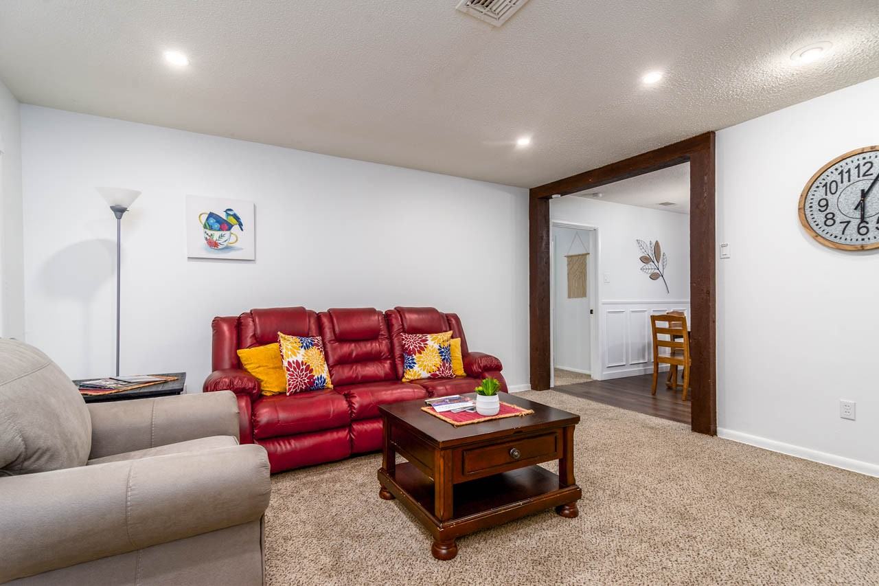 501 Hayes St #NA - Photo 4 of 32