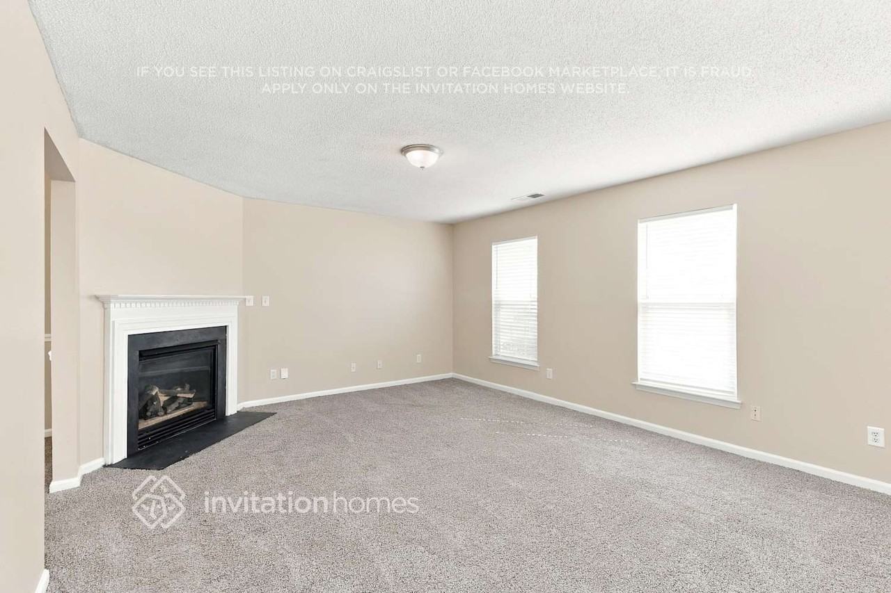 3517 Lusby Ct - Photo 5 of 18