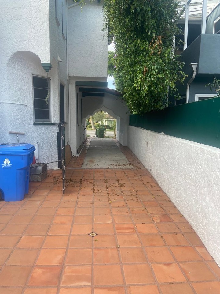 2734 Motor Ave - Photo 3 of 16