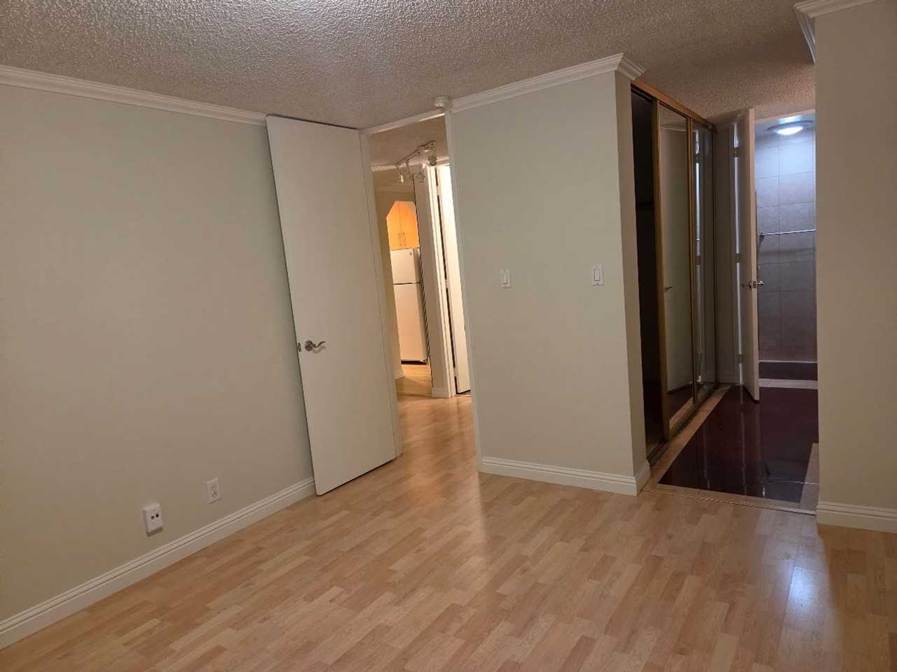 1112 Shelter Creek Ln - Photo 6 of 8