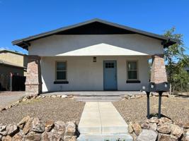 featured image of 1333 N Park Ave