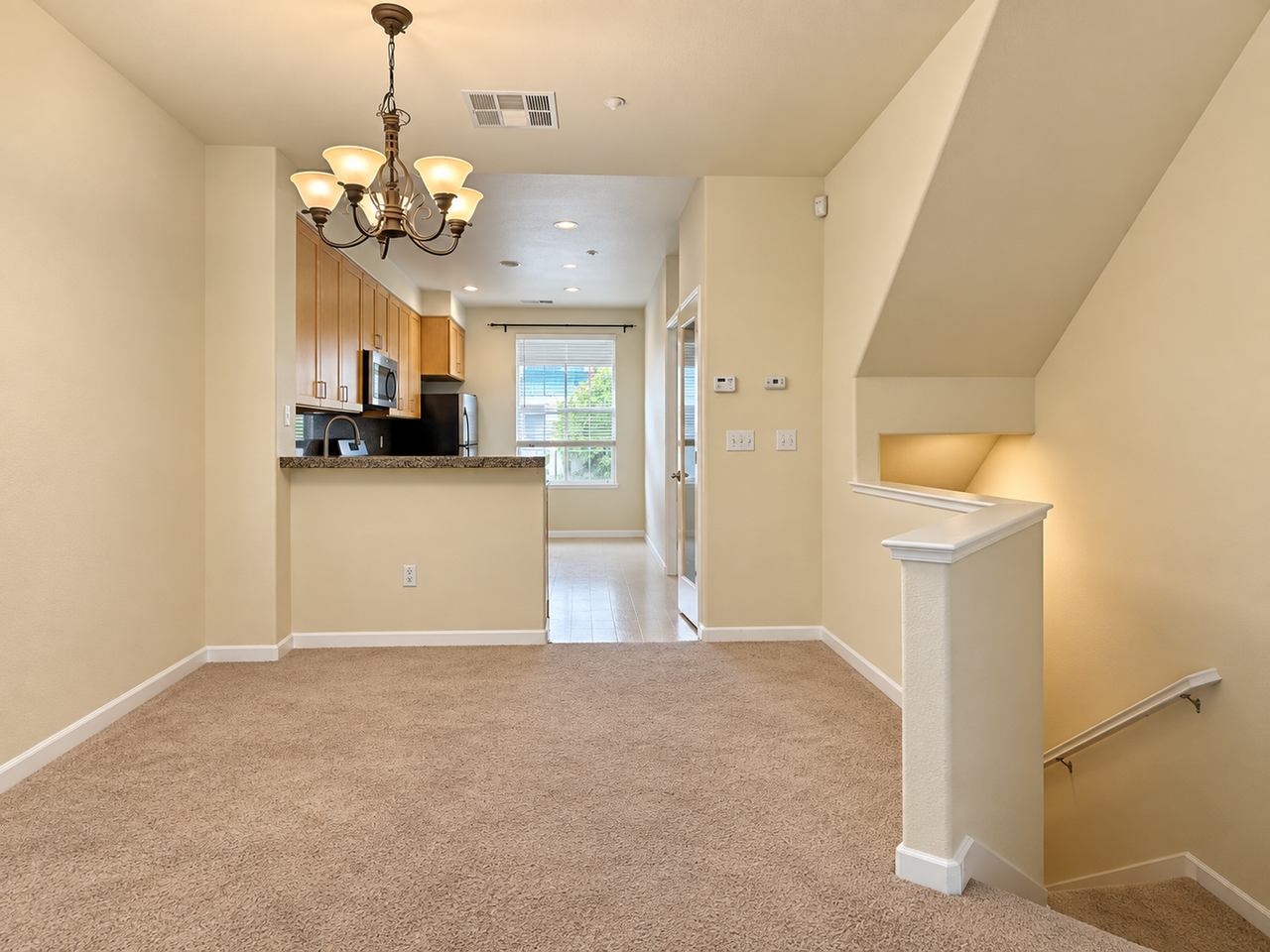 22836 Evanswood Rd - Photo 5 of 22