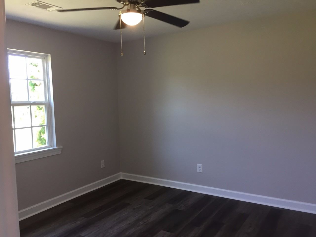 1359 Newmantown Rd - Photo 3 of 13