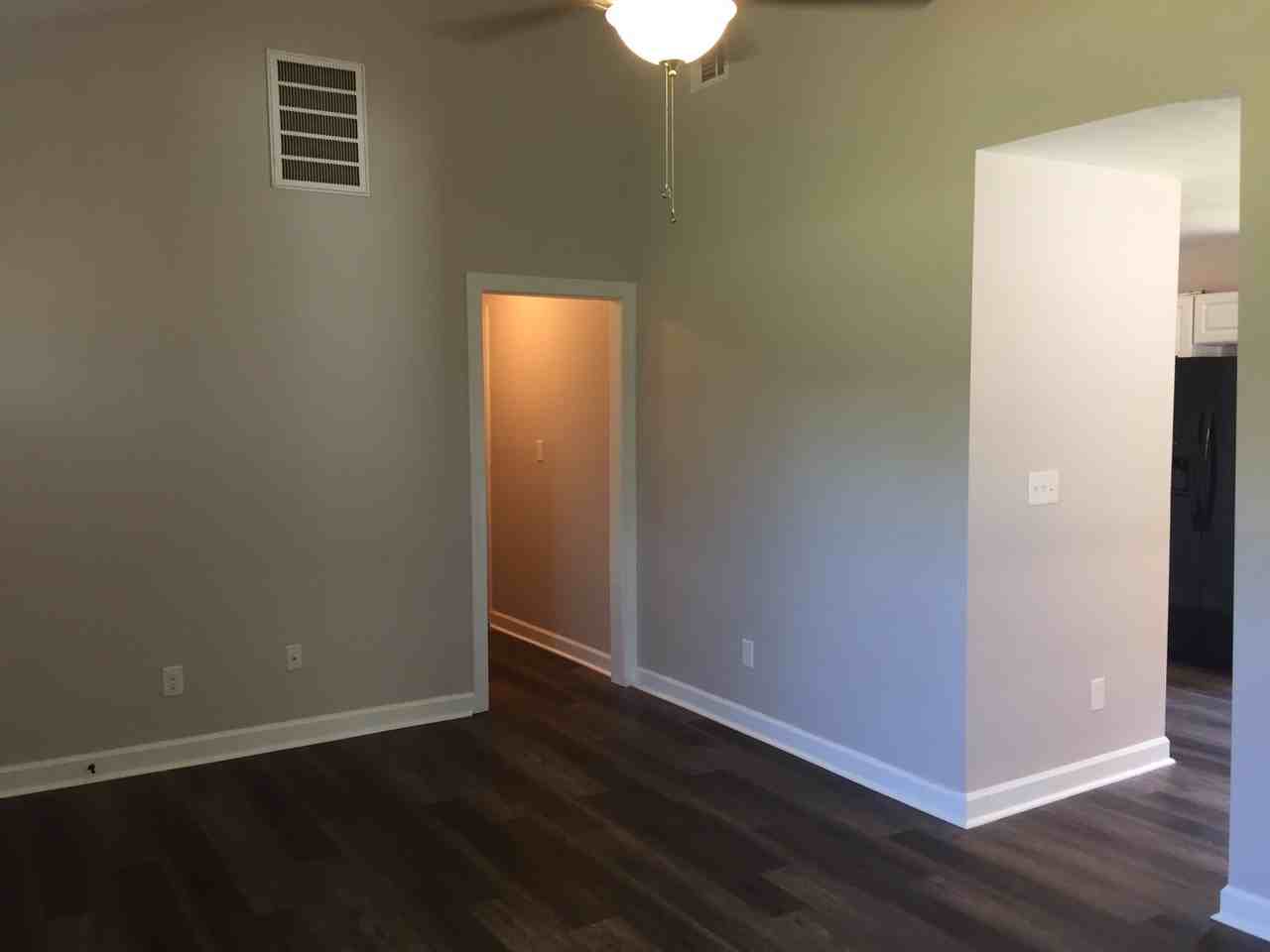 1359 Newmantown Rd - Photo 7 of 13
