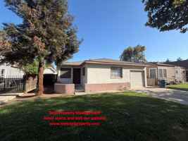 featured image of 1060 E Tulare Ave