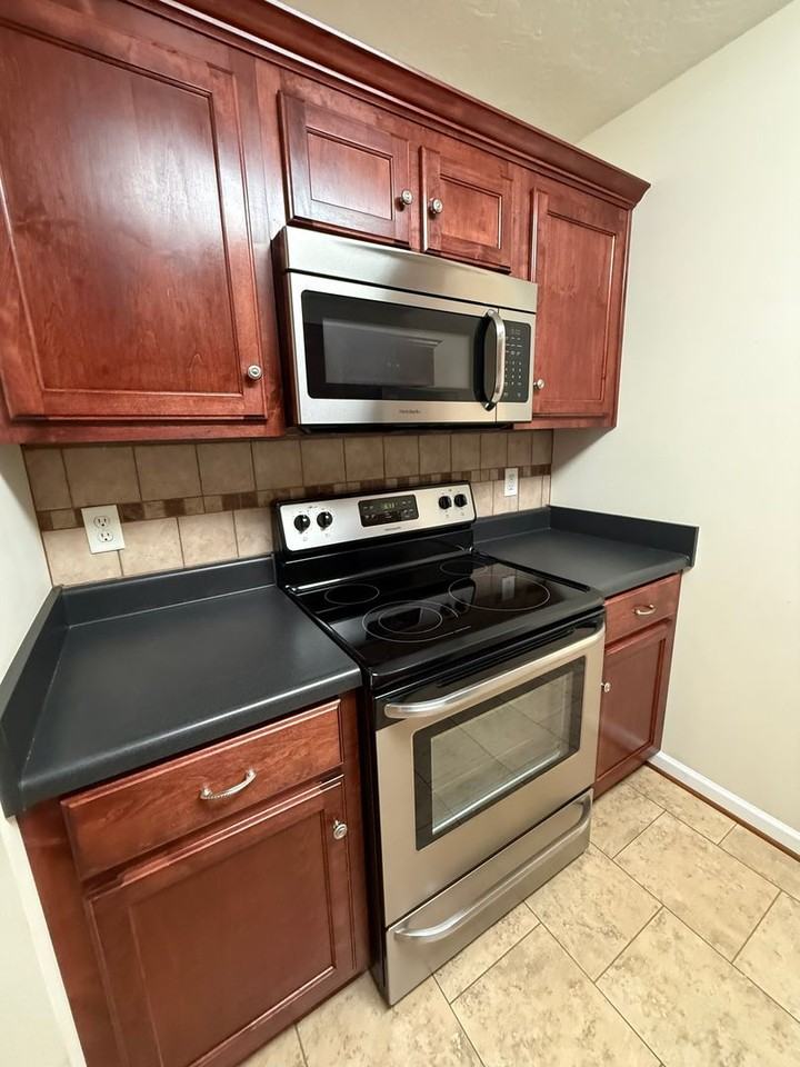 43 Embecca Lndg - Photo 4 of 19