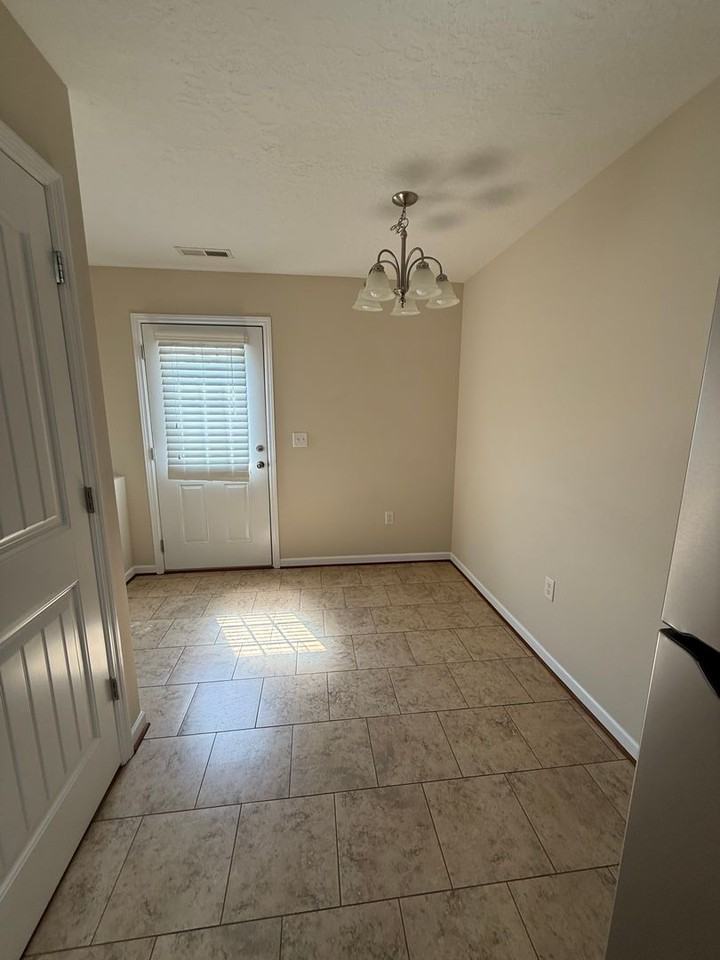 43 Embecca Lndg - Photo 7 of 19