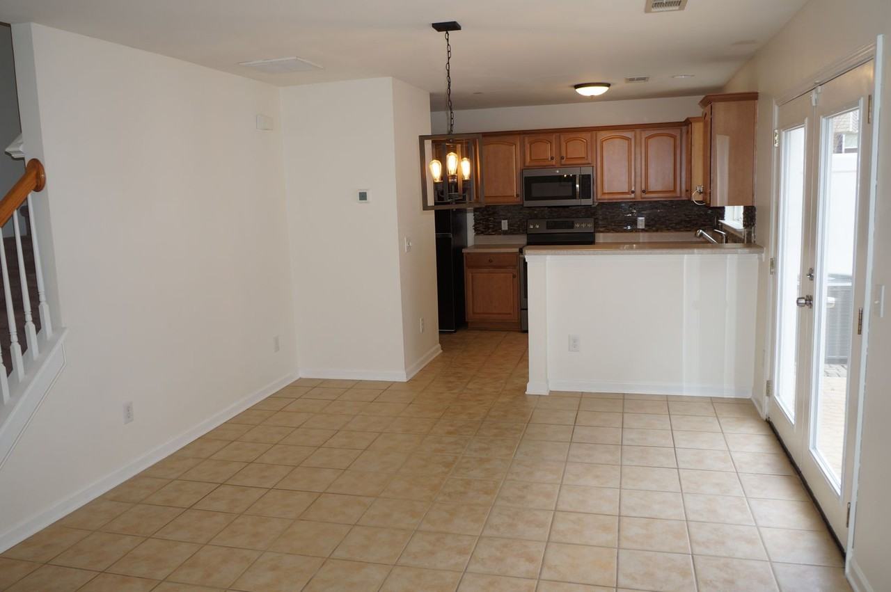 411 Chatooga Ln - Photo 4 of 14