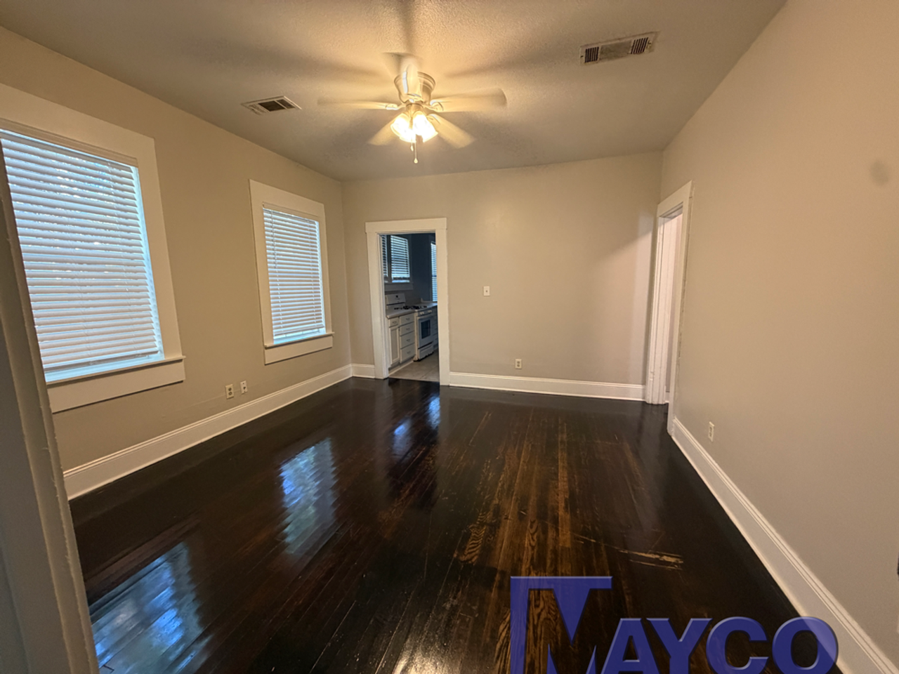 238 Washington St - Photo 7 of 13