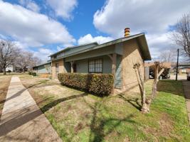 featured image of 10116 Carlsbad Dr
