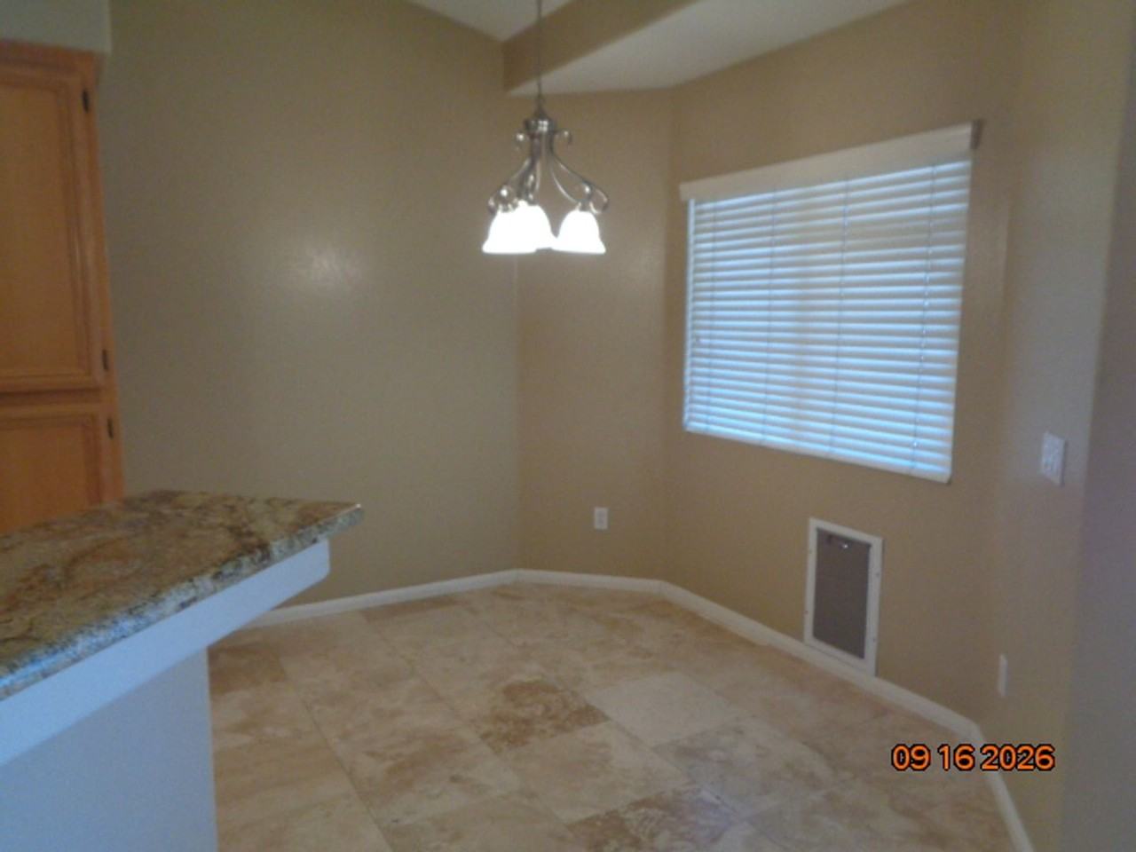 43932 Johns Ct - Photo 5 of 21