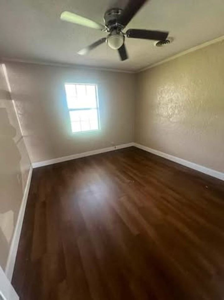 3200 Proper St #20 - Photo 5 of 6