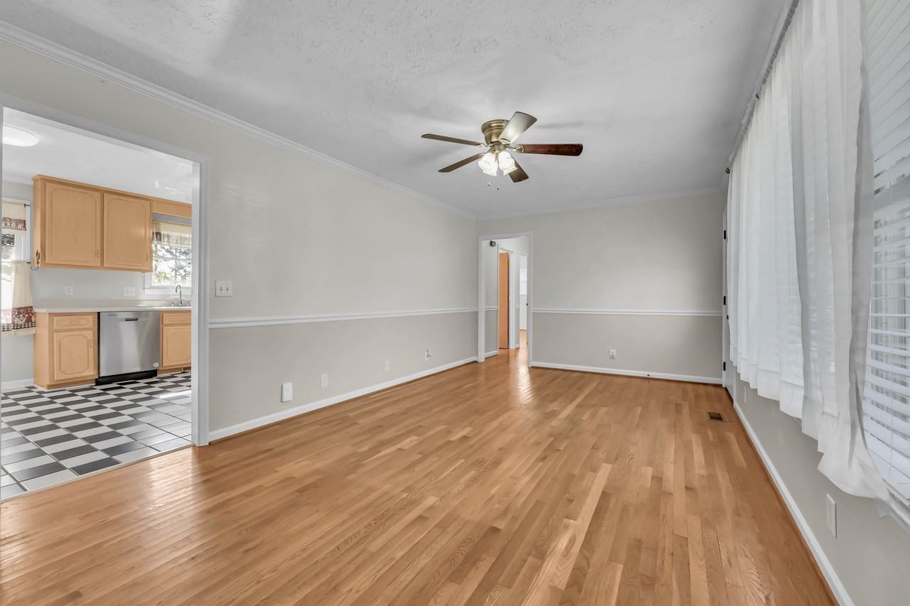 504 Wren Dr - Photo 5 of 23