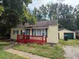 featured image of 2301 W Oliver Dr
