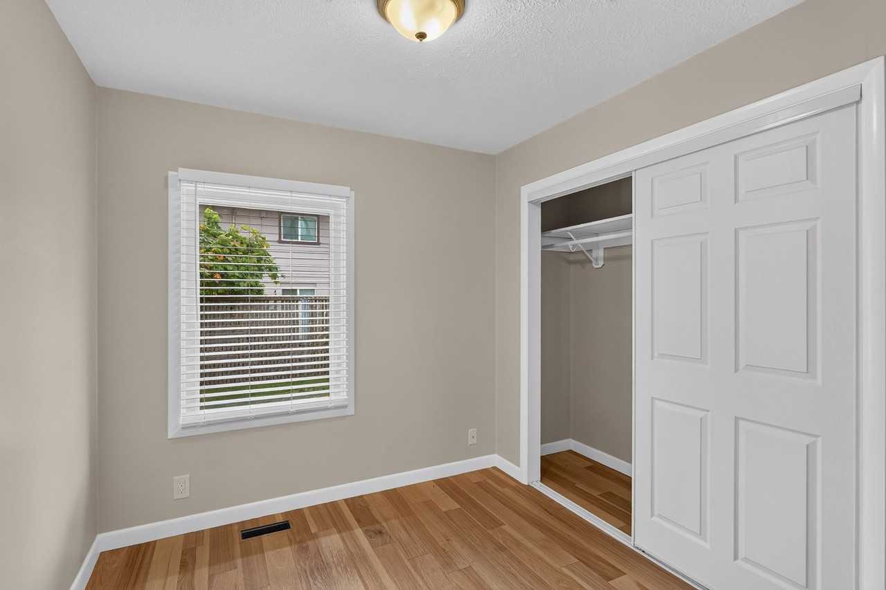 8435 Se Stephens St - Photo 4 of 21