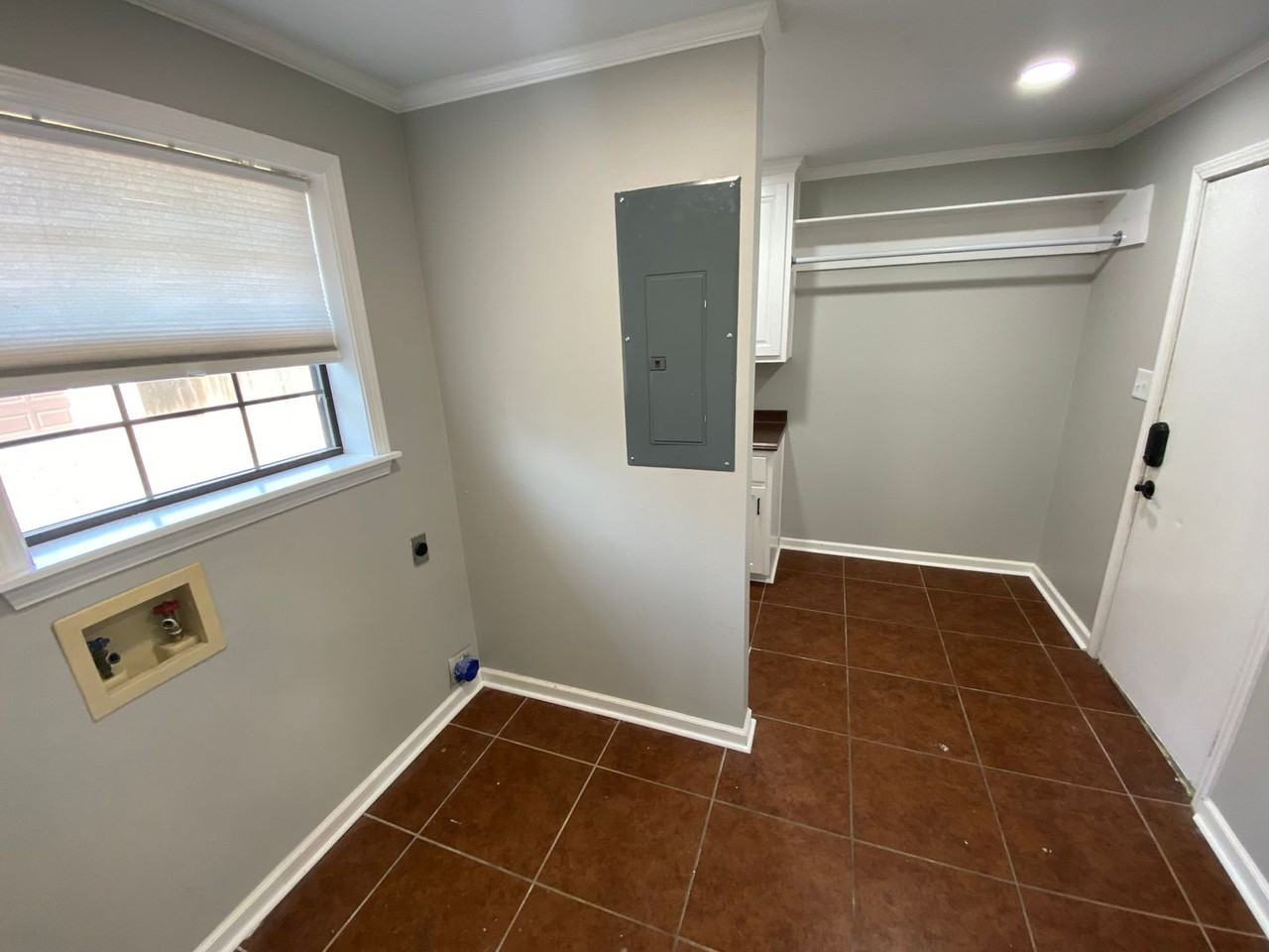 1403 Doris Dr - Photo 5 of 23