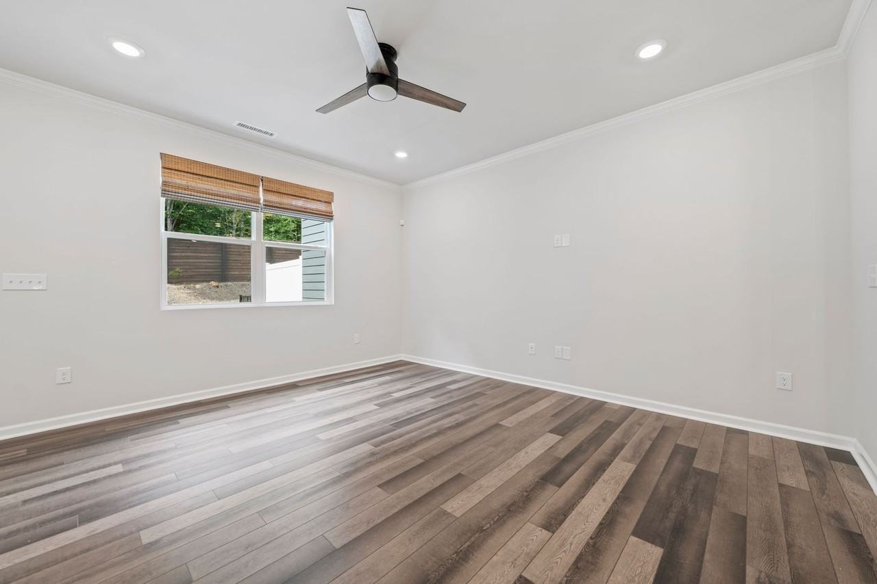 205 Millennium Dr - Photo 4 of 19