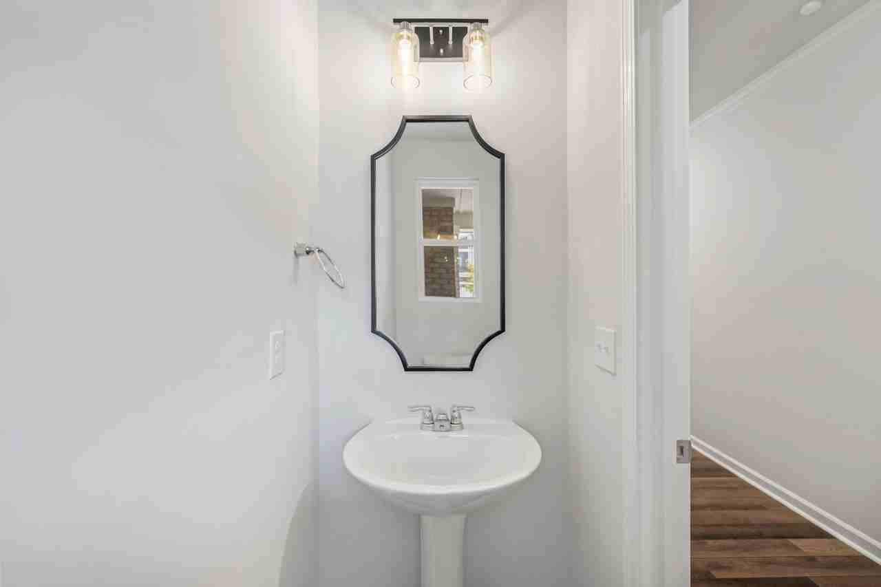 205 Millennium Dr - Photo 6 of 19