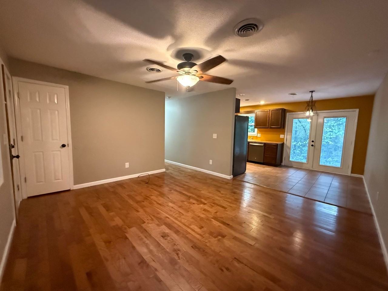 32 Brown Ln - Photo 3 of 27