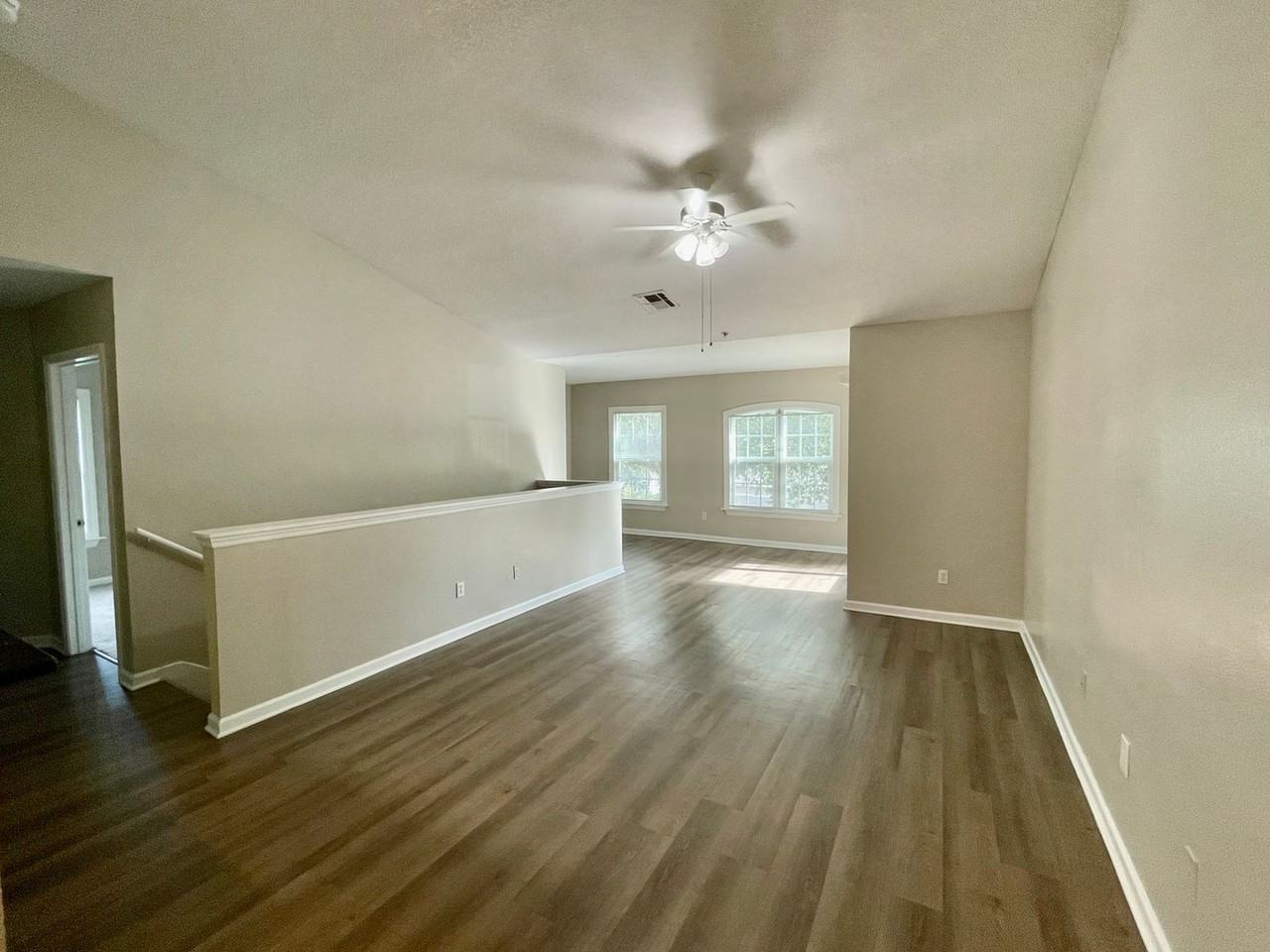 6542 Swissco Dr - Photo 3 of 29