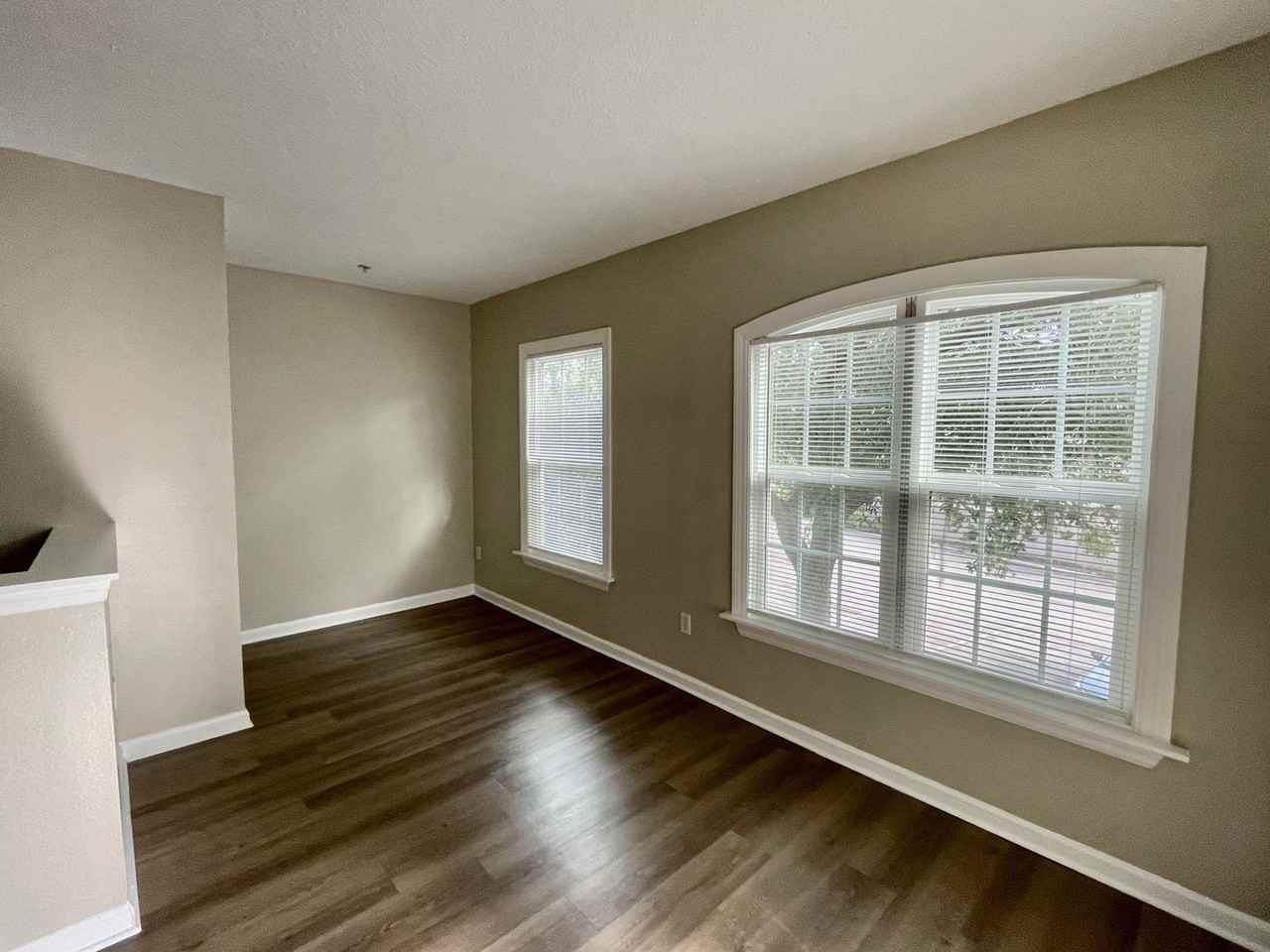 6542 Swissco Dr - Photo 6 of 29